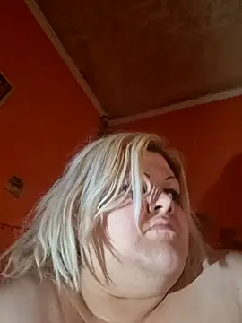 ducicsajsziii online show from 11-12-25, 02:10