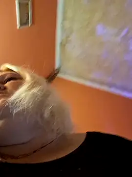 ducicsajsziii online show from 03-06-25, 08:09