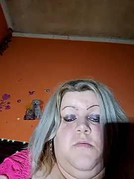 ducicsajsziii online show from 02-08-26, 09:34