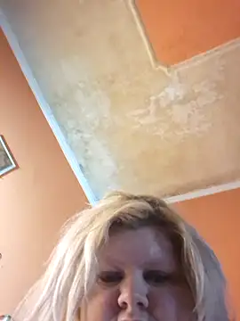 ducicsajsziii online show from 12-19-25, 12:40