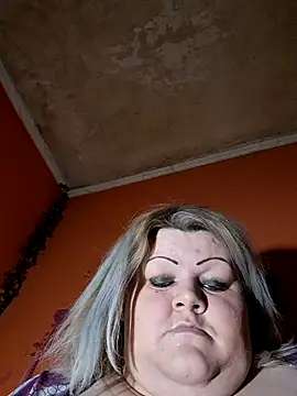 ducicsajsziii online show from 02-10-26, 05:56