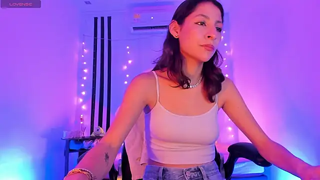 Snapshot of Gorgeous_Team chatting on 02-26-26, 07:36 Gorgeous Team online show from 02-26-26, 07:36