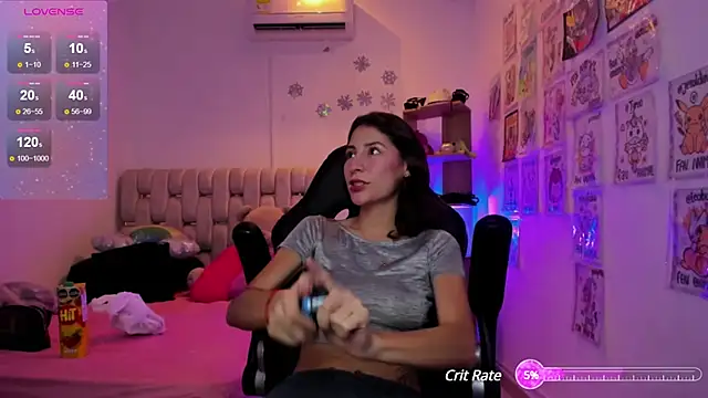 Snapshot of Gorgeous_Team chatting on 03-07-25, 08:22 Gorgeous Team online show from 03-07-25, 08:22