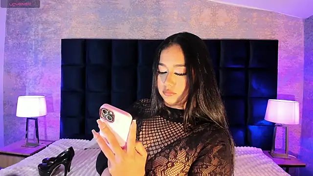 Snapshot of Gaby_Blaze chatting on 03-21-25, 06:40 Gaby Blaze online show from 03-21-25, 06:40