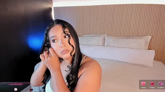 Snapshot of Gaby_Blaze chatting on 10-12-25, 10:11 Gaby Blaze online show from 10-12-25, 10:11