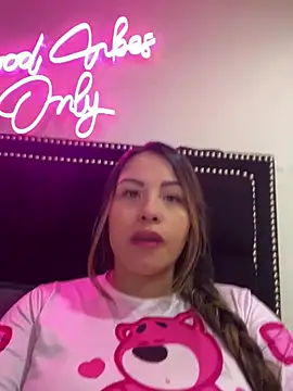Snapshot of sexyyykloee chatting on 07-02-26, 03:07 sexyyykloee online show from 07-02-26, 03:07