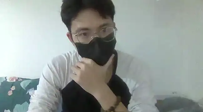 Gwencloudy online show from 02-13-25, 04:17