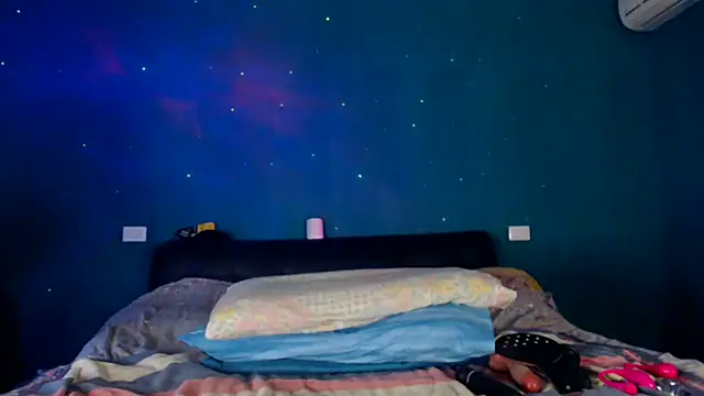 Karendolly  8 online show from 03-02-26, 06:04