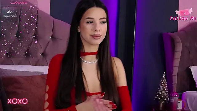 LaraKent online show from 12-22-25, 08:42