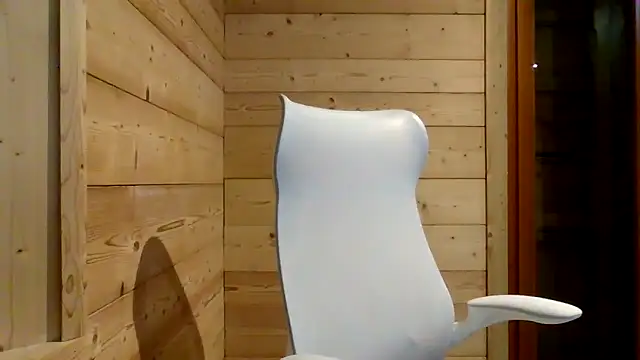 Madame Callie online show from 12-01-25, 03:57