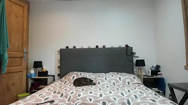 Madame Callie online show from 03-08-26, 01:36