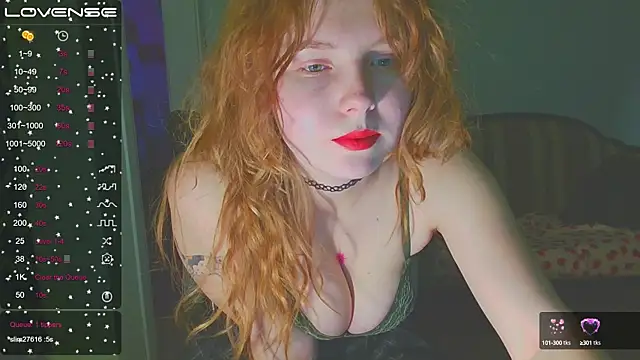 Snapshot of RubyLynxx chatting on 02-08-25, 02:49 RubyLynxx online show from 02-08-25, 02:49