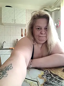 Snapshot of AriannaMilf chatting on 05-02-26, 10:31 AriannaMilf online show from 05-02-26, 10:31