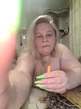 Snapshot of AriannaMilf chatting on 05-16-26, 06:29 AriannaMilf online show from 05-16-26, 06:29