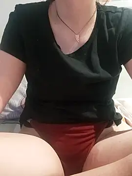 Snapshot of bruna_safadinhaa chatting on 02-23-25, 07:17 bruna safadinhaa online show from 02-23-25, 07:17