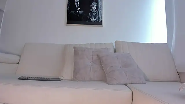 HannahDavis  online show from 04-06-26, 08:10