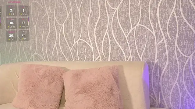 AlessiaCorleone  online show from 04-07-26, 09:38