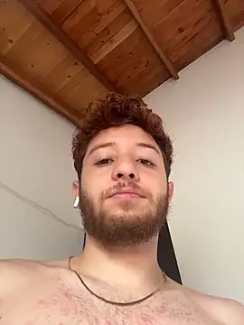 Snapshot of Juan_Castano chatting on 10-20-25, 06:30 Juan Castano online show from 10-20-25, 06:30