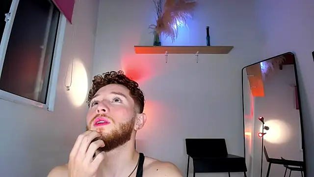 Snapshot of Juan_Castano chatting on 01-13-26, 07:34 Juan Castano online show from 01-13-26, 07:34