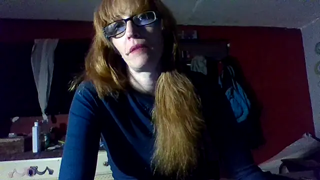 Snapshot of 4EyedSluttyGinger chatting on 12-20-24, 11:21 4EyedSluttyGinger online show from 12-20-24, 11:21