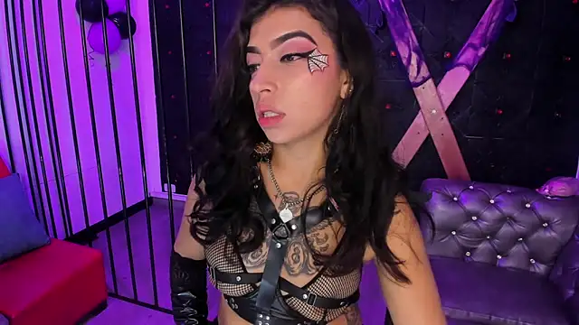 TeennNaugthy18 online show from 10-31-25, 03:03