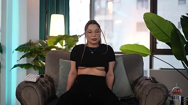 Assmerising online show from 02-21-26, 10:50