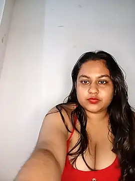 Snapshot of bumblebeegirl chatting on 02-22-26, 09:49 bumblebeegirl online show from 02-22-26, 09:49