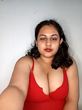 Snapshot of bumblebeegirl chatting on 01-19-25, 07:58 bumblebeegirl online show from 01-19-25, 07:58