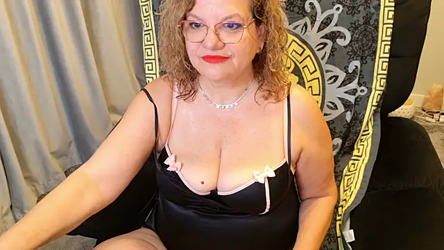 maggiemilff online show from 07-21-26, 03:30