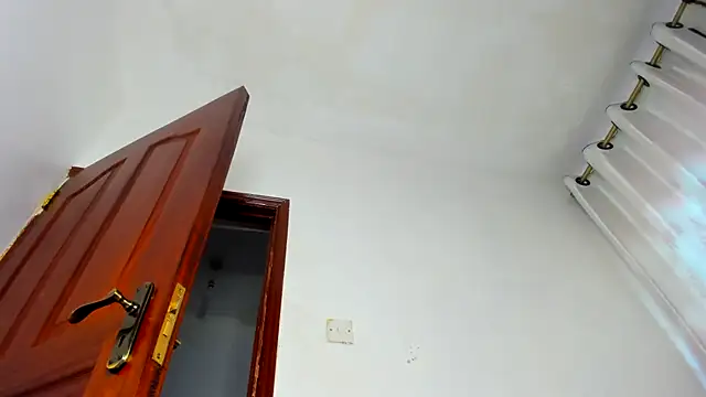 Z-O-E-Y online show from 12-05-25, 11:31