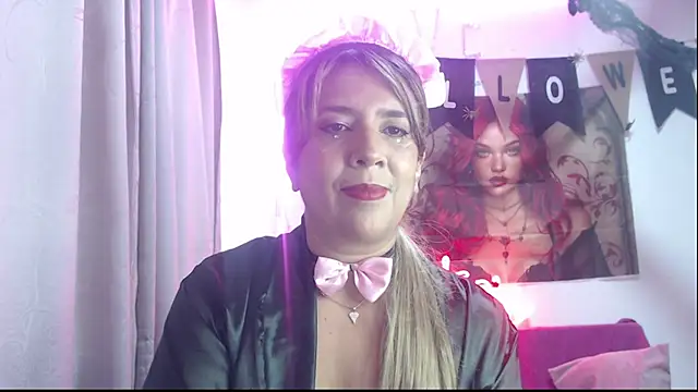 Victoria meester online show from 10-29-25, 03:11