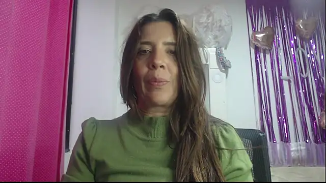 Snapshot of Victoria_meester chatting on 02-20-25, 10:15 Victoria meester online show from 02-20-25, 10:15