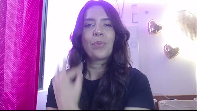 Snapshot of Victoria_meester chatting on 02-26-25, 07:32 Victoria meester online show from 02-26-25, 07:32