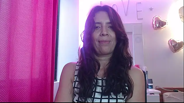 Snapshot of Victoria_meester chatting on 02-27-25, 05:37 Victoria meester online show from 02-27-25, 05:37
