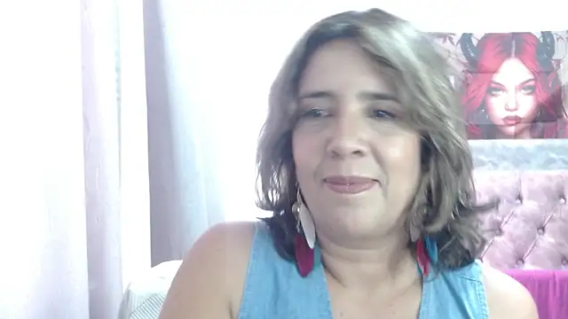 Victoria meester online show from 03-21-26, 04:22