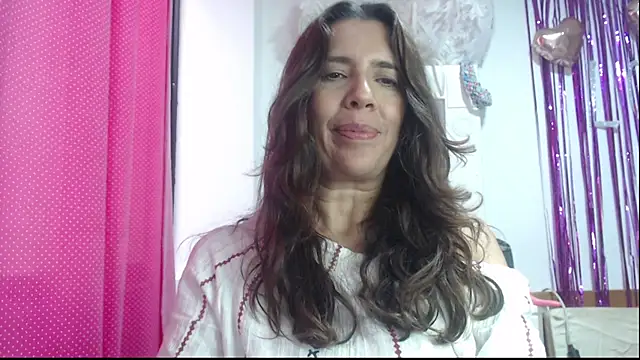 Snapshot of Victoria_meester chatting on 02-18-25, 09:53 Victoria meester online show from 02-18-25, 09:53