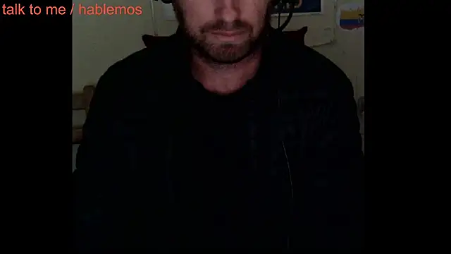 Snapshot of Davidhv2022 chatting on 05-18-26, 03:28 Davidhv2022 online show from 05-18-26, 03:28