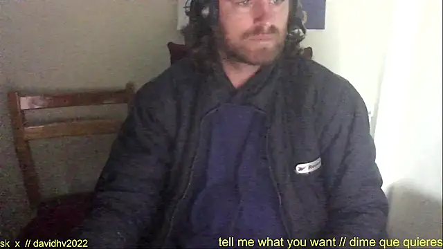 Snapshot of Davidhv2022 chatting on 12-24-24, 02:21 Davidhv2022 online show from 12-24-24, 02:21