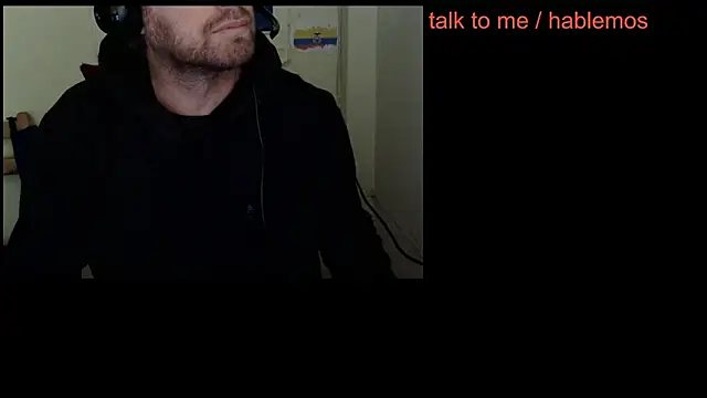 Snapshot of Davidhv2022 chatting on 06-12-26, 02:04 Davidhv2022 online show from 06-12-26, 02:04
