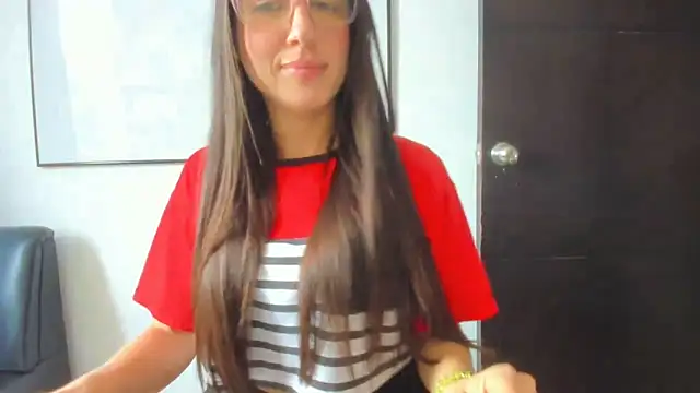 Snapshot of squirttati33 chatting on 02-09-26, 04:16 squirttati33 online show from 02-09-26, 04:16