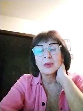 Snapshot of AlbinaXPretty chatting on 10-16-25, 08:17 AlbinaXPretty online show from 10-16-25, 08:17
