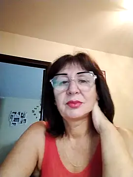 Snapshot of AlbinaXPretty chatting on 10-05-25, 06:59 AlbinaXPretty online show from 10-05-25, 06:59