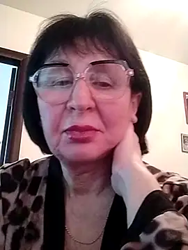Snapshot of AlbinaXPretty chatting on 03-22-25, 09:45 AlbinaXPretty online show from 03-22-25, 09:45