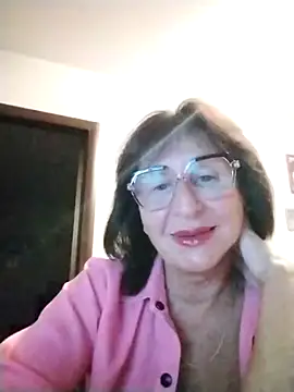 Snapshot of AlbinaXPretty chatting on 09-16-25, 07:59 AlbinaXPretty online show from 09-16-25, 07:59