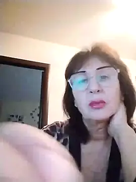 Snapshot of AlbinaXPretty chatting on 10-08-25, 06:15 AlbinaXPretty online show from 10-08-25, 06:15