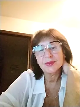 Snapshot of AlbinaXPretty chatting on 09-10-25, 07:24 AlbinaXPretty online show from 09-10-25, 07:24