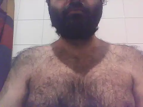 Snapshot of JohnBond009 chatting on 05-19-26, 12:34 JohnBond009 online show from 05-19-26, 12:34
