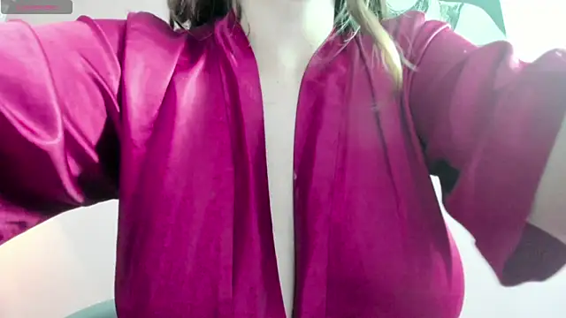 dolly zoe online show from 03-22-25, 05:39