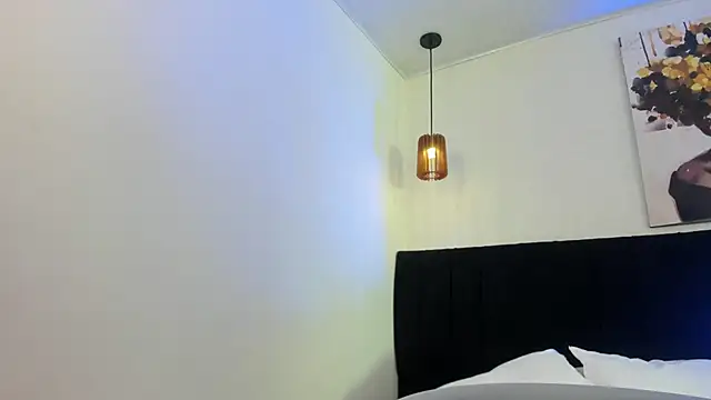 dolly zoe online show from 04-14-26, 05:34