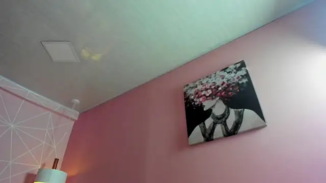 dolly zoe online show from 12-19-25, 05:43